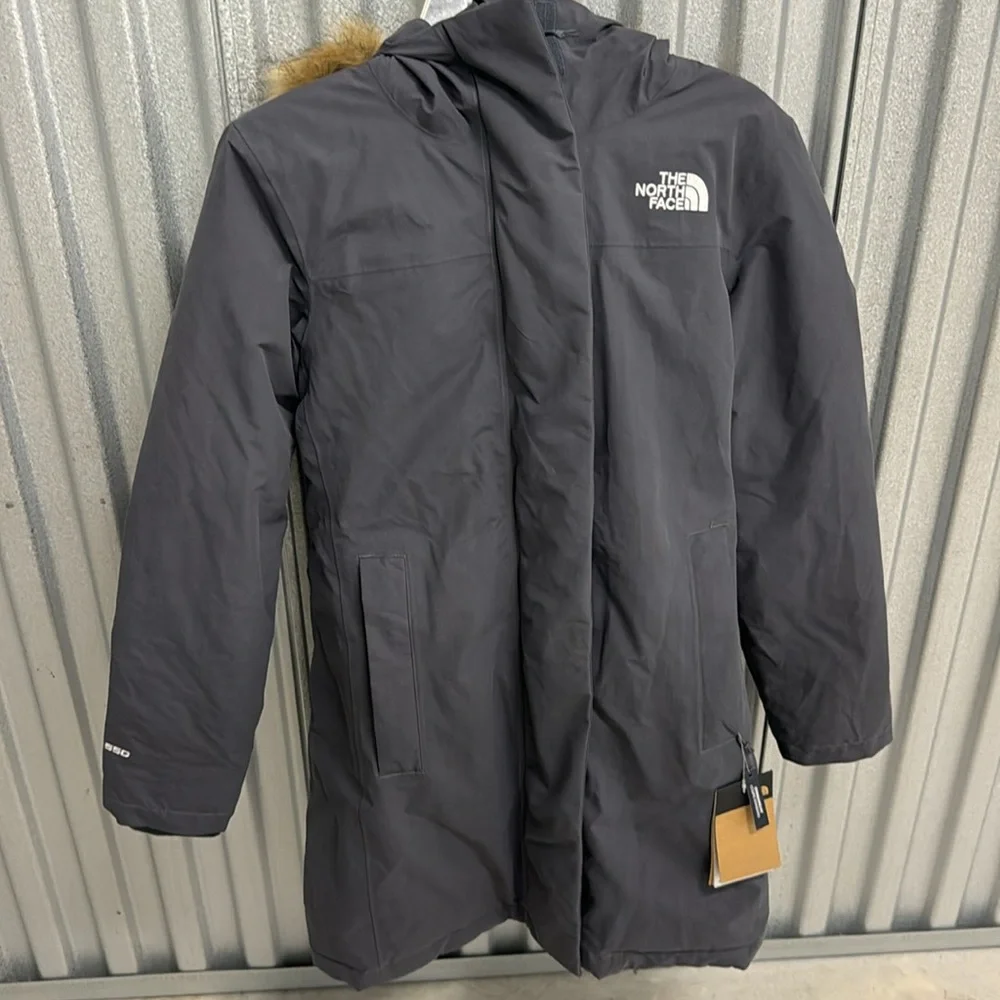 North face - Picture 7 of 16